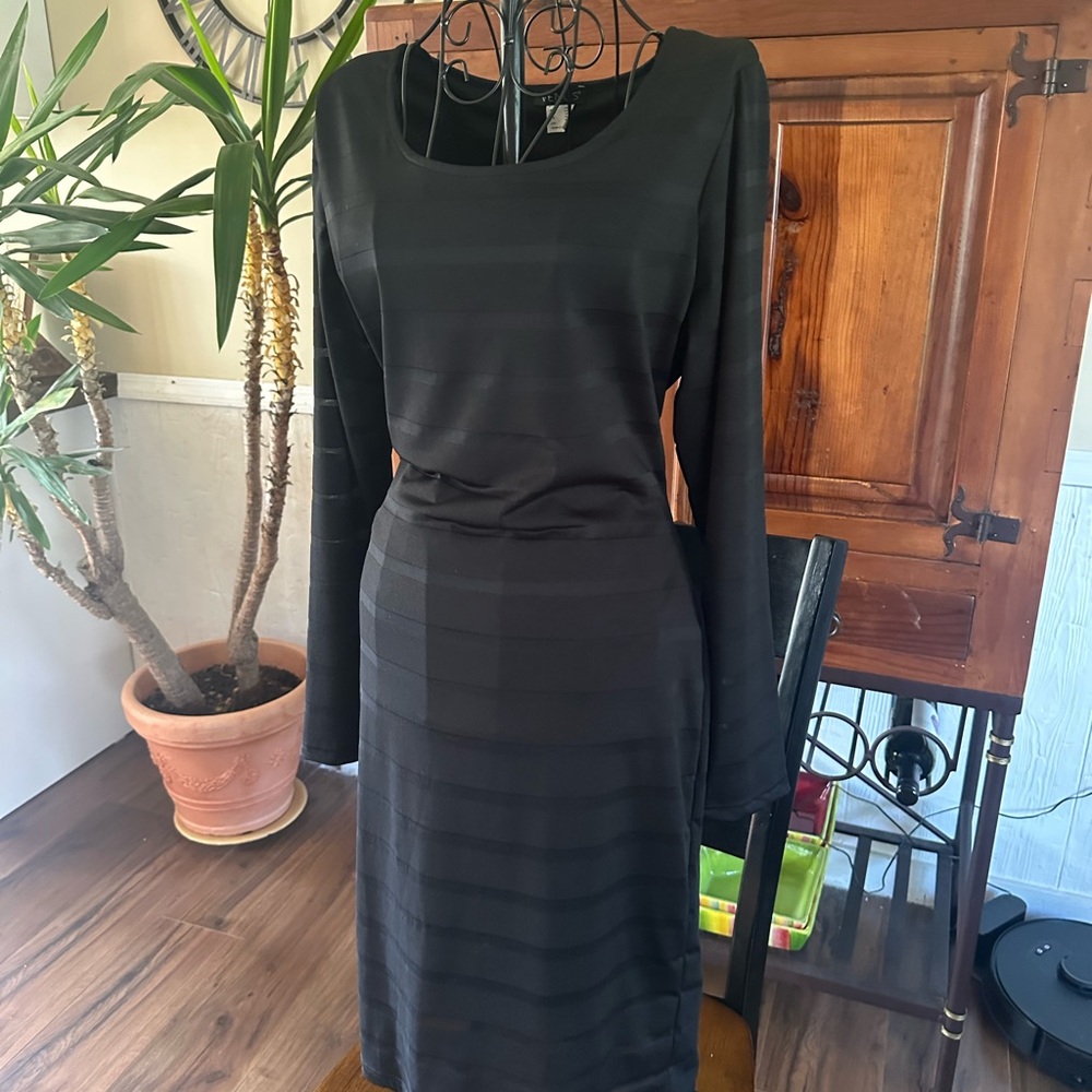 VENUS Black Ribbed Long Sleeve Sheath Dress